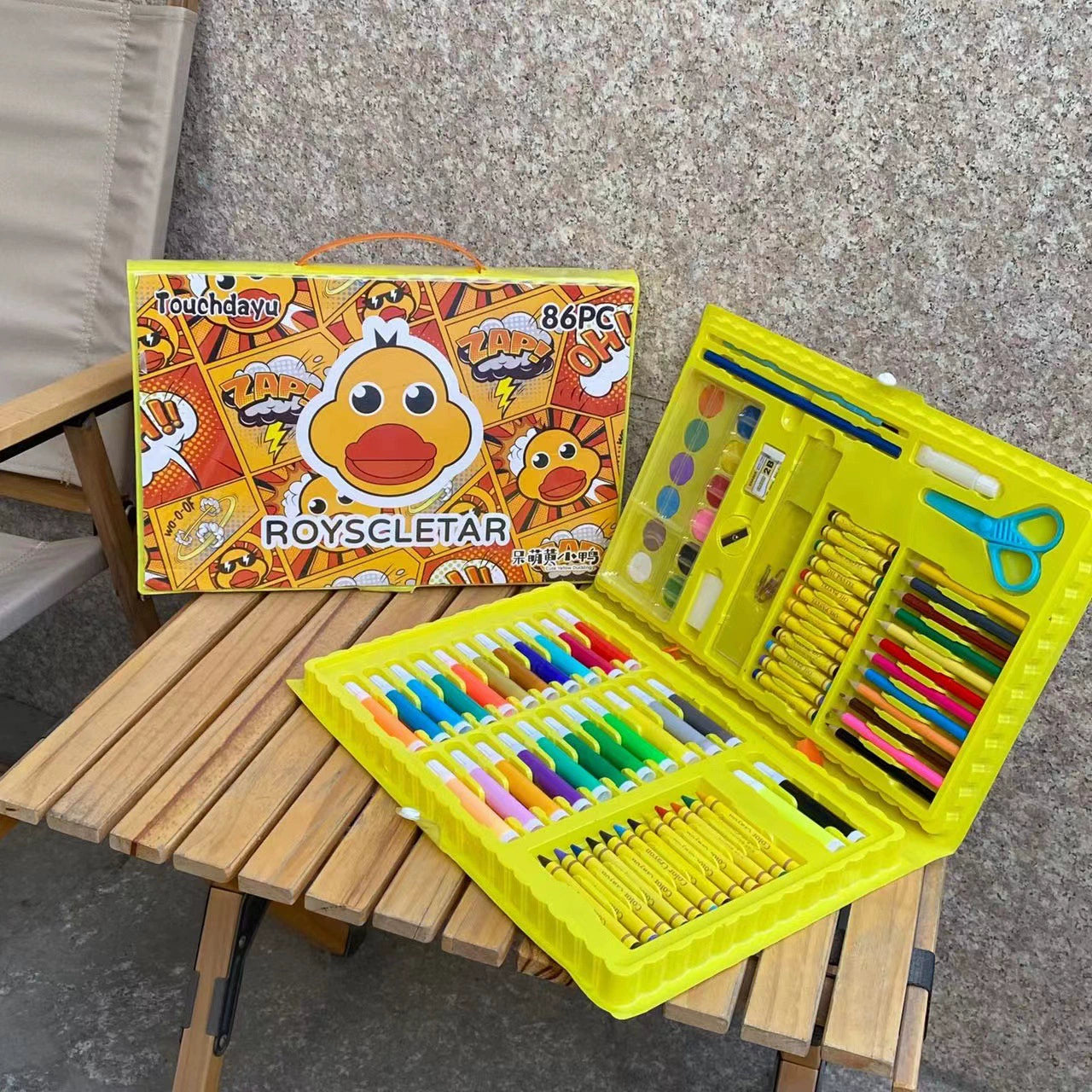 67-piece Colored Packing Gift Box of Watercolor Pens for Children with Little Yellow Duck Design